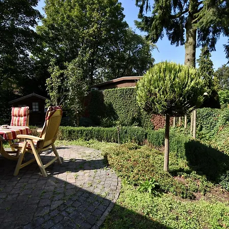 In With Fenced Garden * Garderen