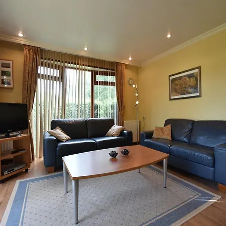 Chalet In With Fenced Garden Garderen