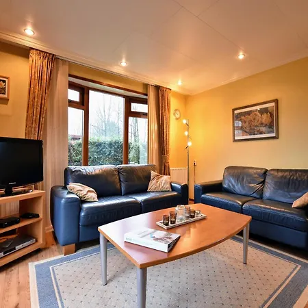 In With Fenced Garden Garderen