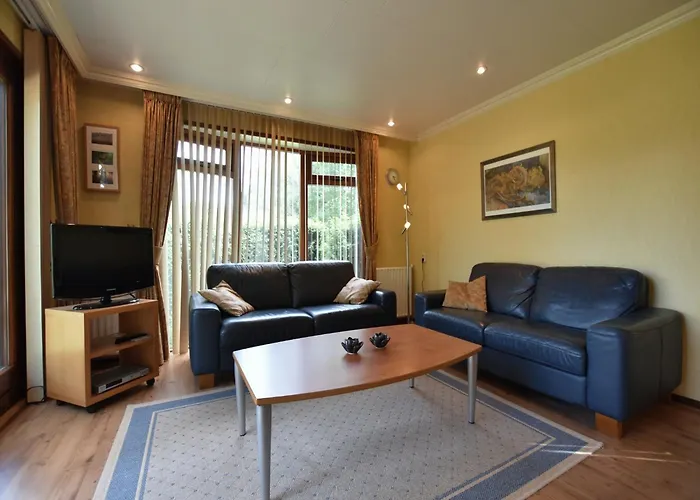 Chalet In With Fenced Garden Garderen