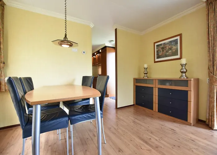 In With Fenced Garden