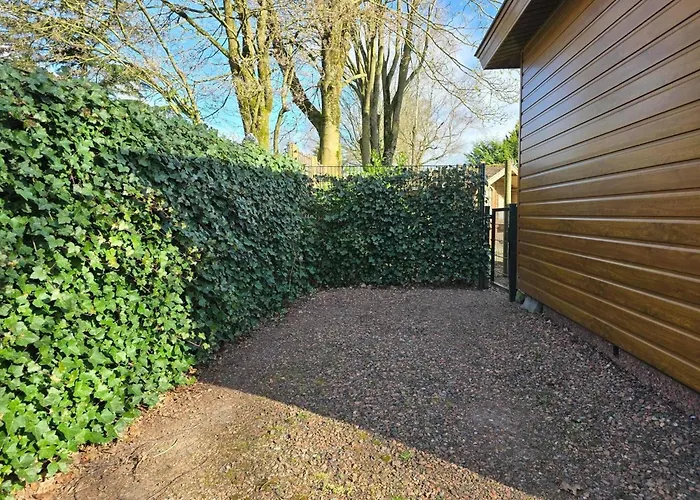 In With Fenced Garden Garderen